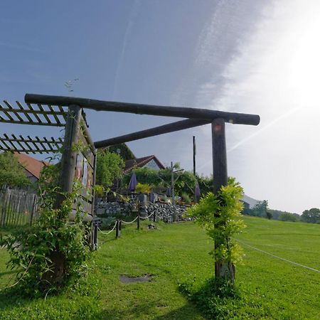 Cabane Dans Les Arbres / Swin-Golf De Cremin Dış mekan fotoğraf